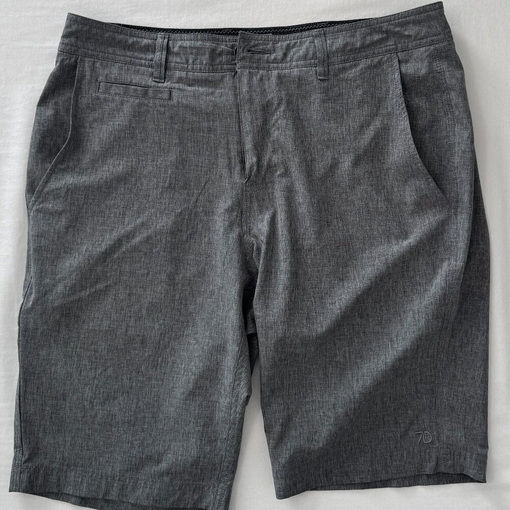7 Diamonds 7D Men's Velocity Performance Short Size: 32